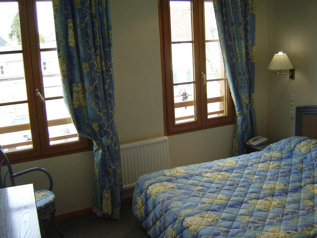 Hotel De Normandie Conches-en-Ouche Екстер'єр фото