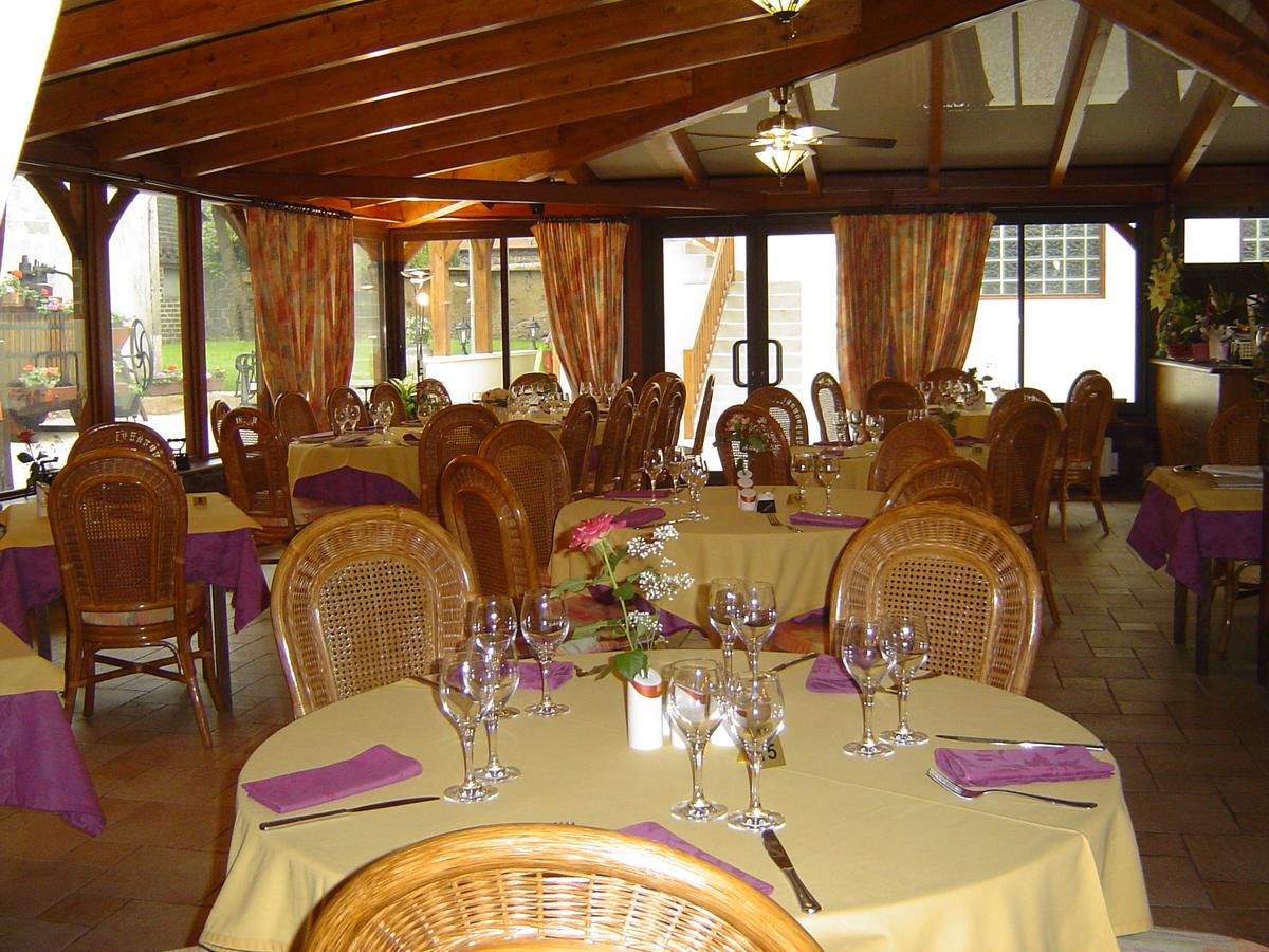 Hotel De Normandie Conches-en-Ouche Екстер'єр фото